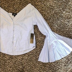 Lulus off the shoulder bell sleeve top NWT